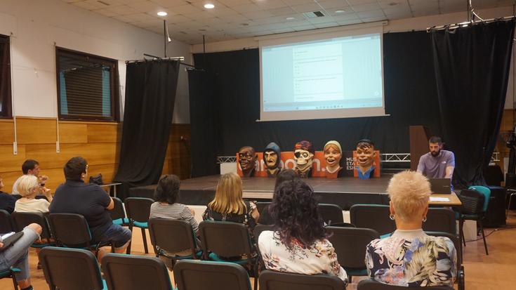 Herriko merkataritza planaren diagnosia herritarrei eta merkatariei aurkezteko saioa antolatu dute
