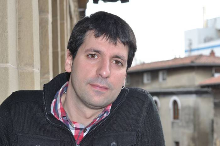 Julen Mendozak 'Herri bat irabazteko' hitzaldia emango du asteartean