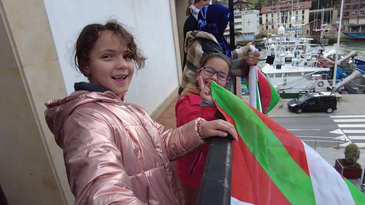 Giro ederra, Sahararen aldeko festan