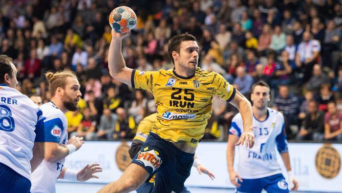 Jon Azkueren Bidasoa-Irun taldeak Errege Kopako final laurdena jokatu du gaur