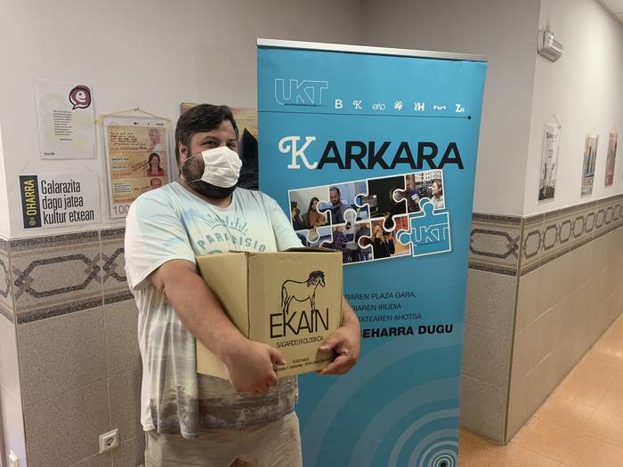 Jaso du saria Iker Gurrutxagak, Egunean Behin jokoko KARKARAren taldeko irabazleak