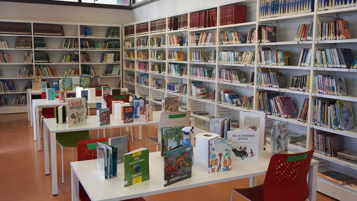 Liburutegia goizez eta arratsaldez irekiko dute bihartik aurrera