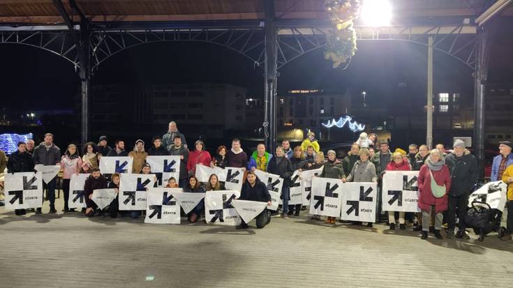 Presoak, deportatuak eta iheslariak etxera itzultzea eskatu dute Orion