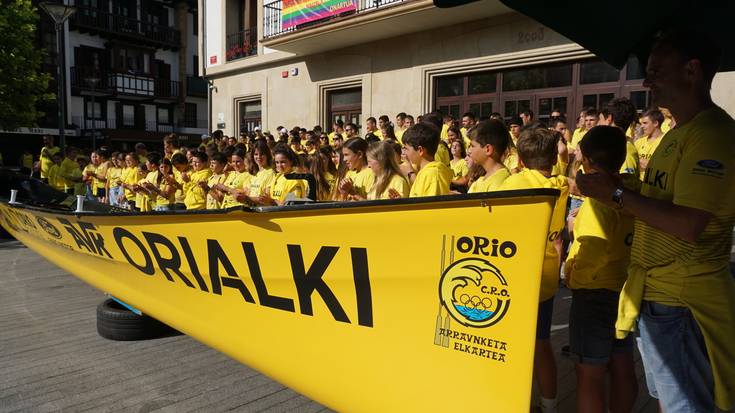 Traineru denboraldia aurkeztu du Orio Arraunketa Elkarteak ia 200 arraunlari elkartuta