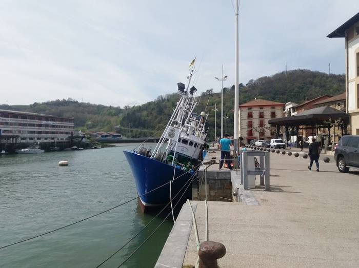 ARGAZKIA: baporea enkailatuta, Orioko moilan